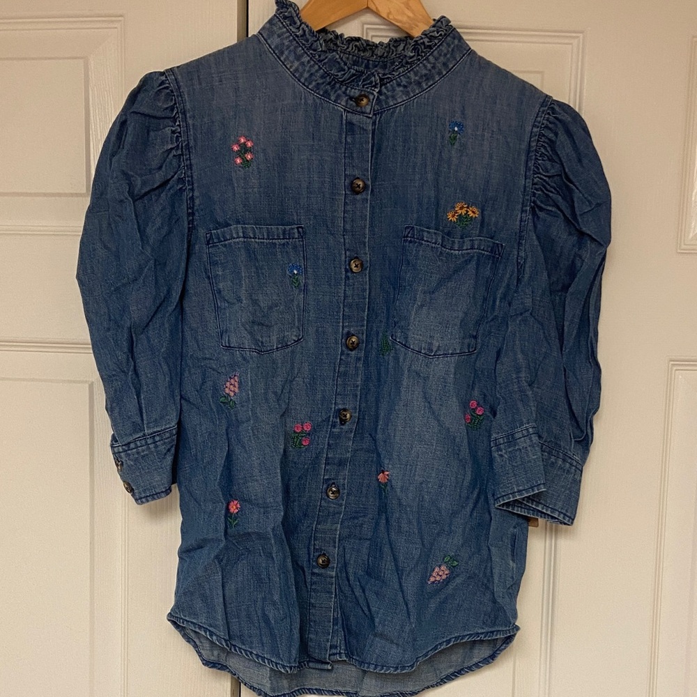 BillyTShop Brand New (Size SM)Embroidered Denim Button-Up Shirt -